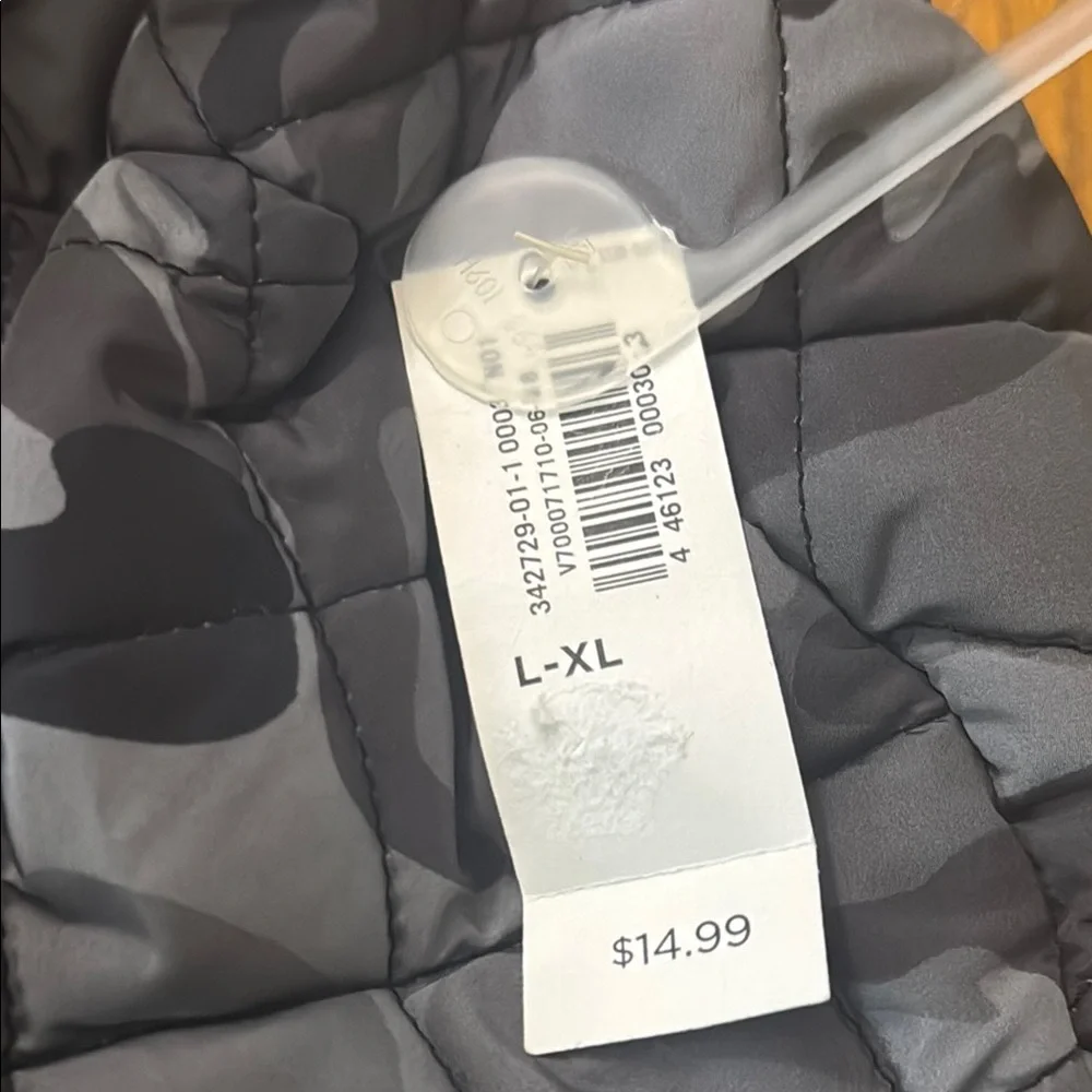 Old Navy Black and Gray Camo Hat with Ear Flaps